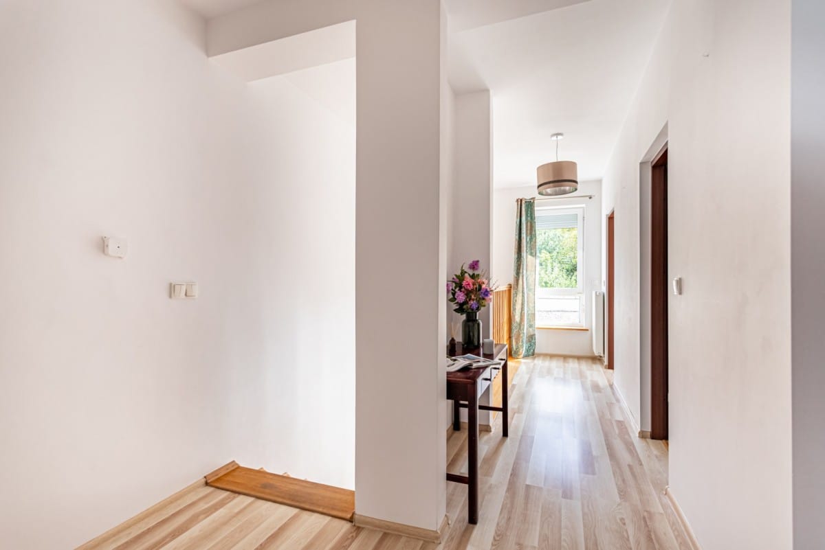 Dom 5 pokojowe na Sprzedaż