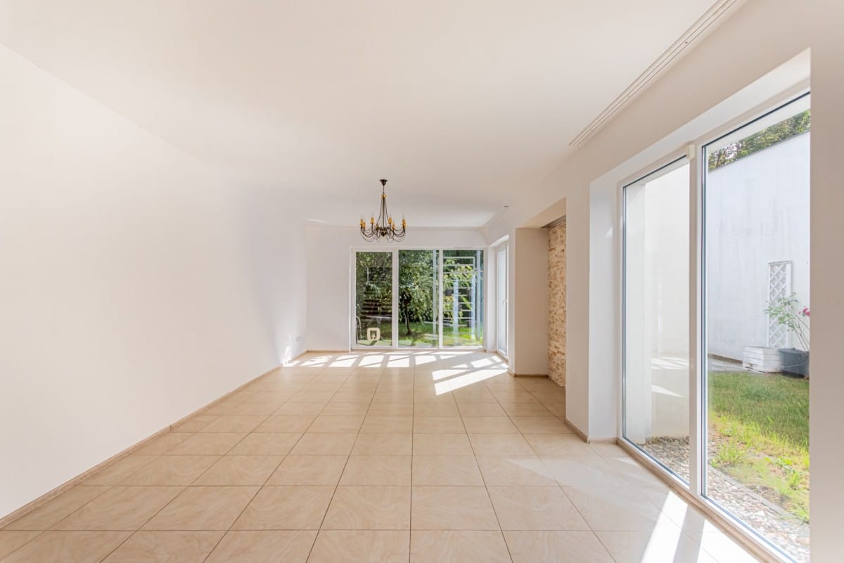 Dom 5 pokojowe na Sprzedaż