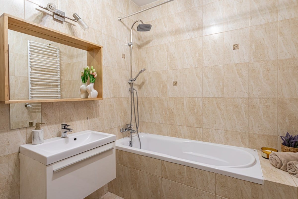 Dom 5 pokojowe na Sprzedaż