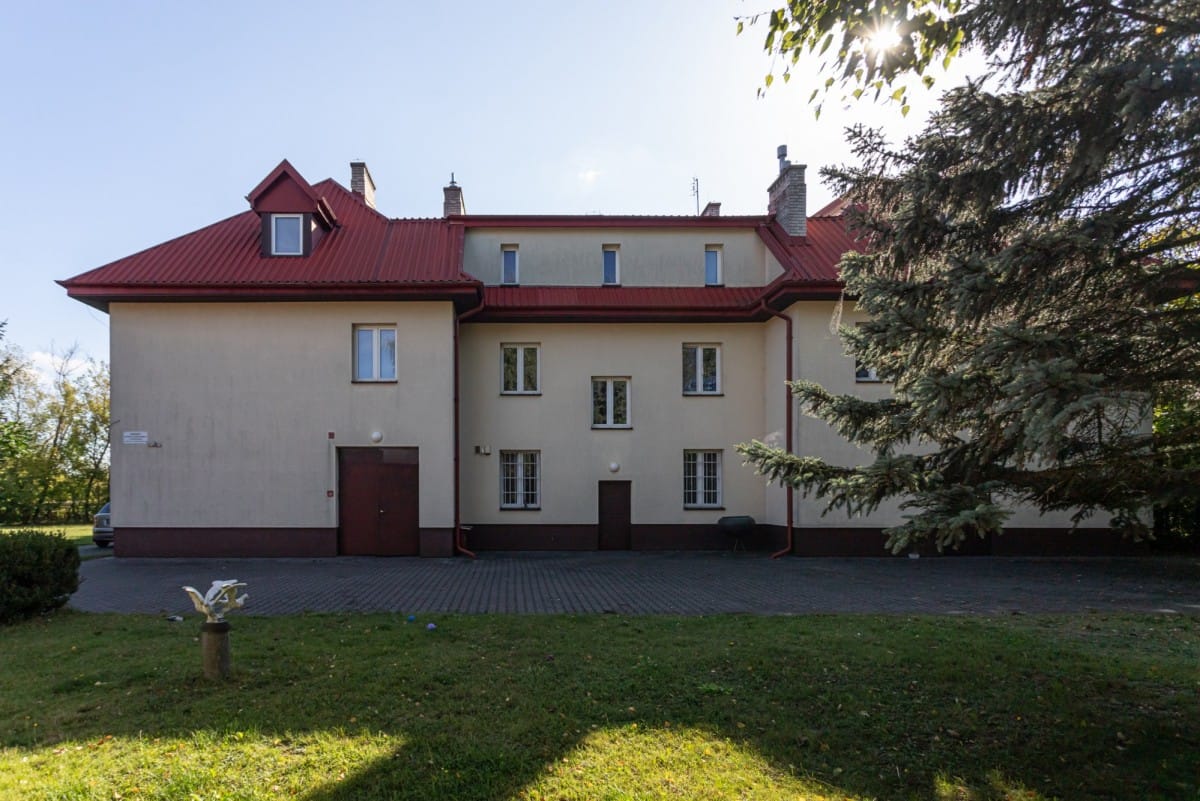 Lokal użytkowy  pokojowe na Sprzedaż