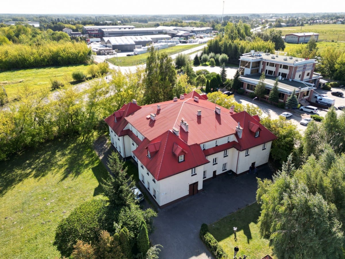 Lokal użytkowy  pokojowe na Sprzedaż