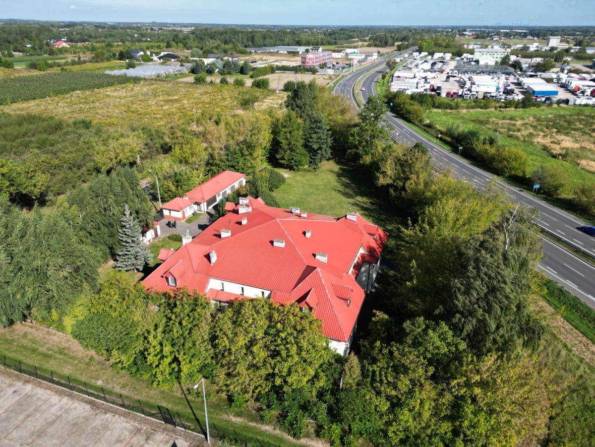 Lokal użytkowy  pokojowe na Sprzedaż