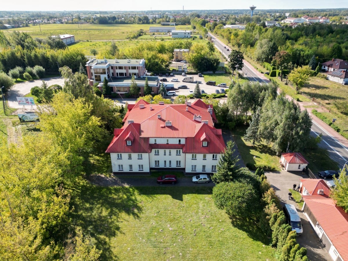 Lokal użytkowy  pokojowe na Sprzedaż