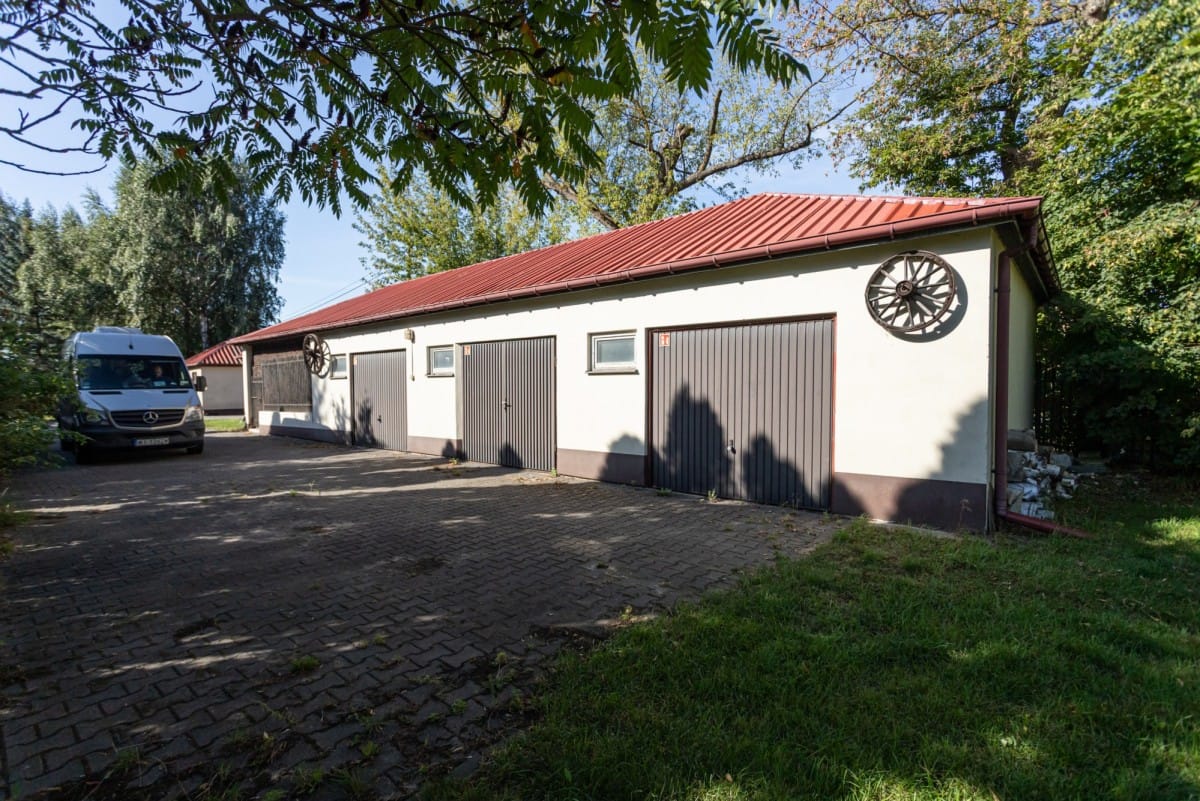 Lokal użytkowy  pokojowe na Sprzedaż