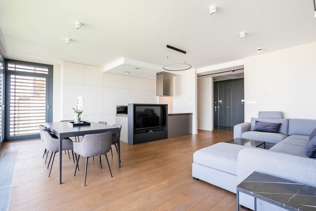 Mieszkanie 4 pokojowe na Wynajem