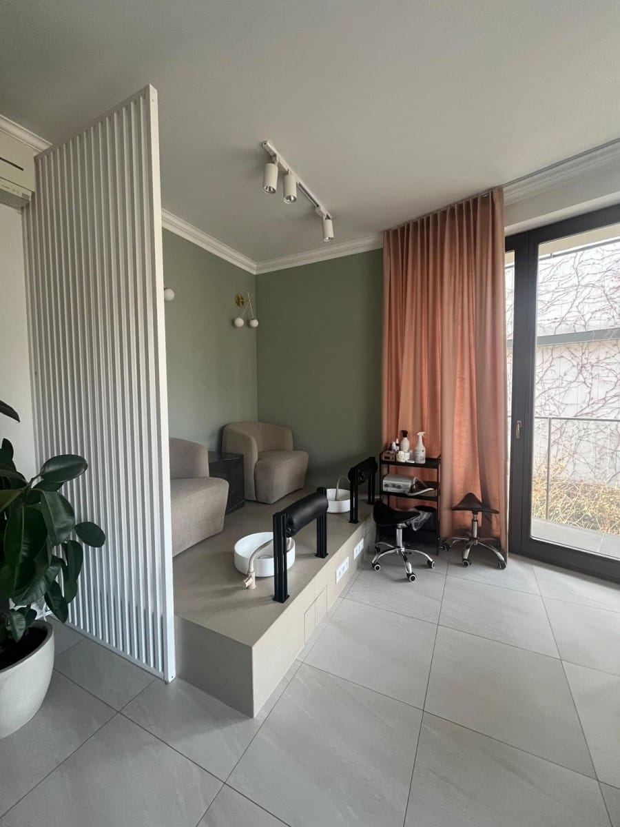 Lokal użytkowy  pokojowe na Sprzedaż