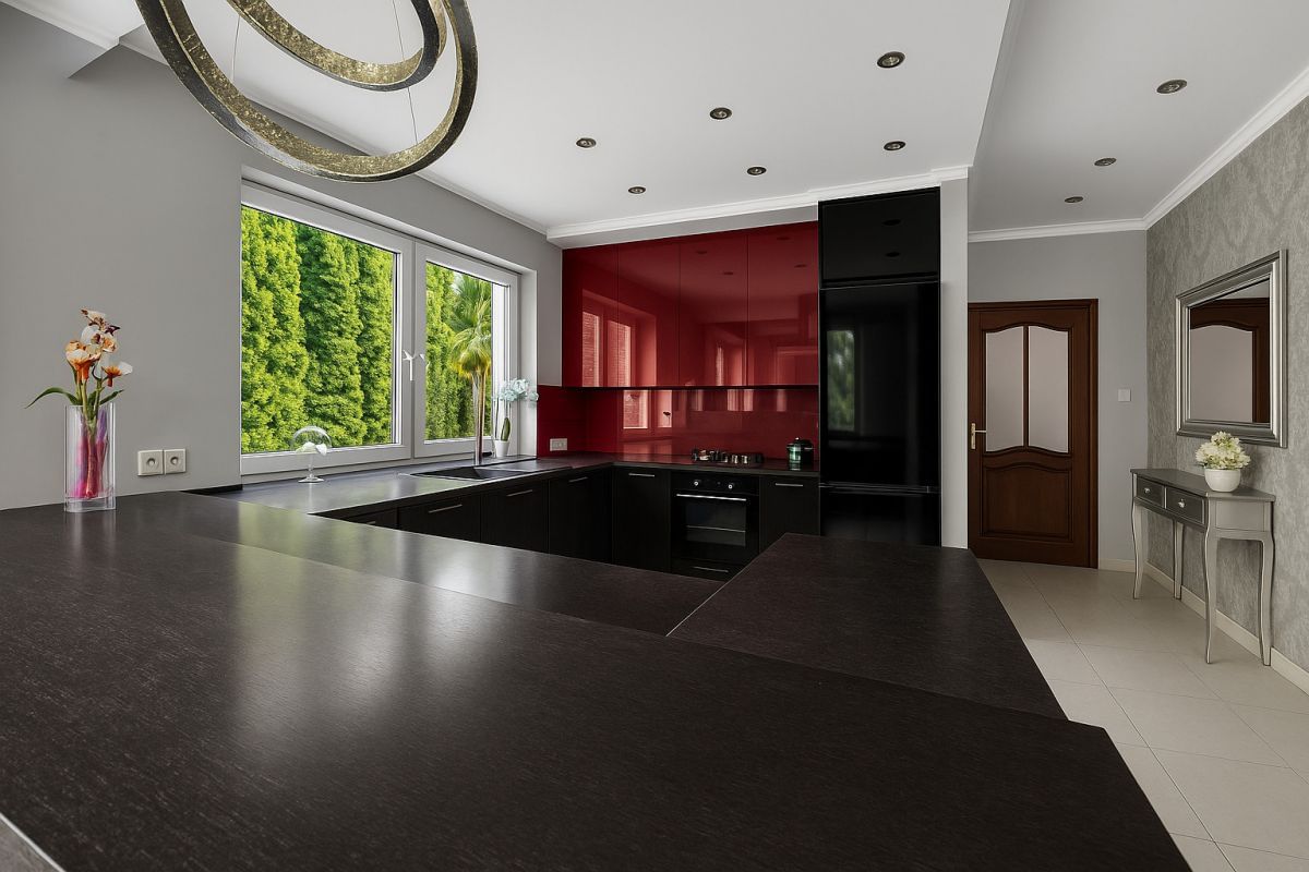 Dom 5 pokojowe na Sprzedaż