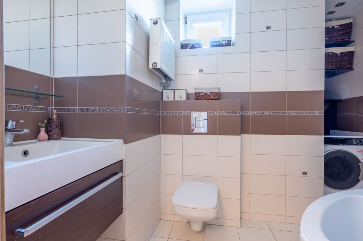 Mieszkanie 4 pokojowe na Sprzedaż