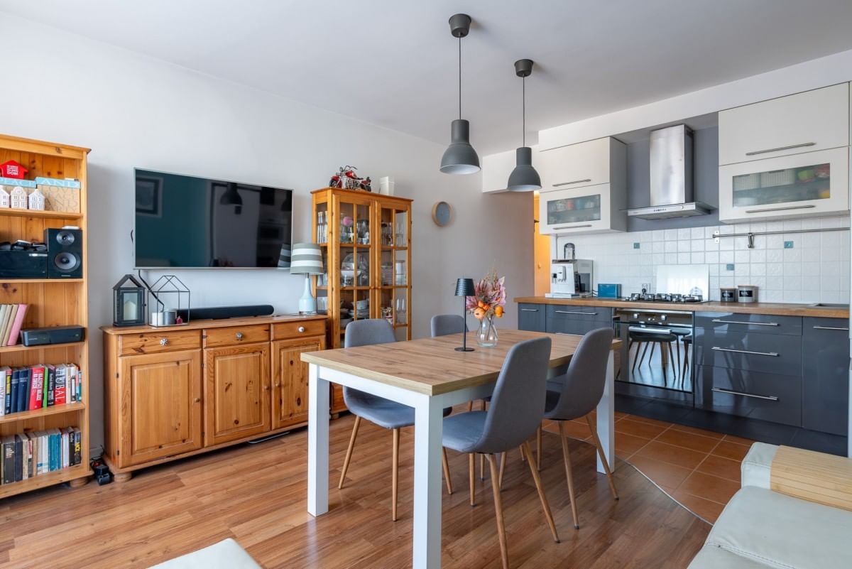 Mieszkanie 4 pokojowe na Sprzedaż