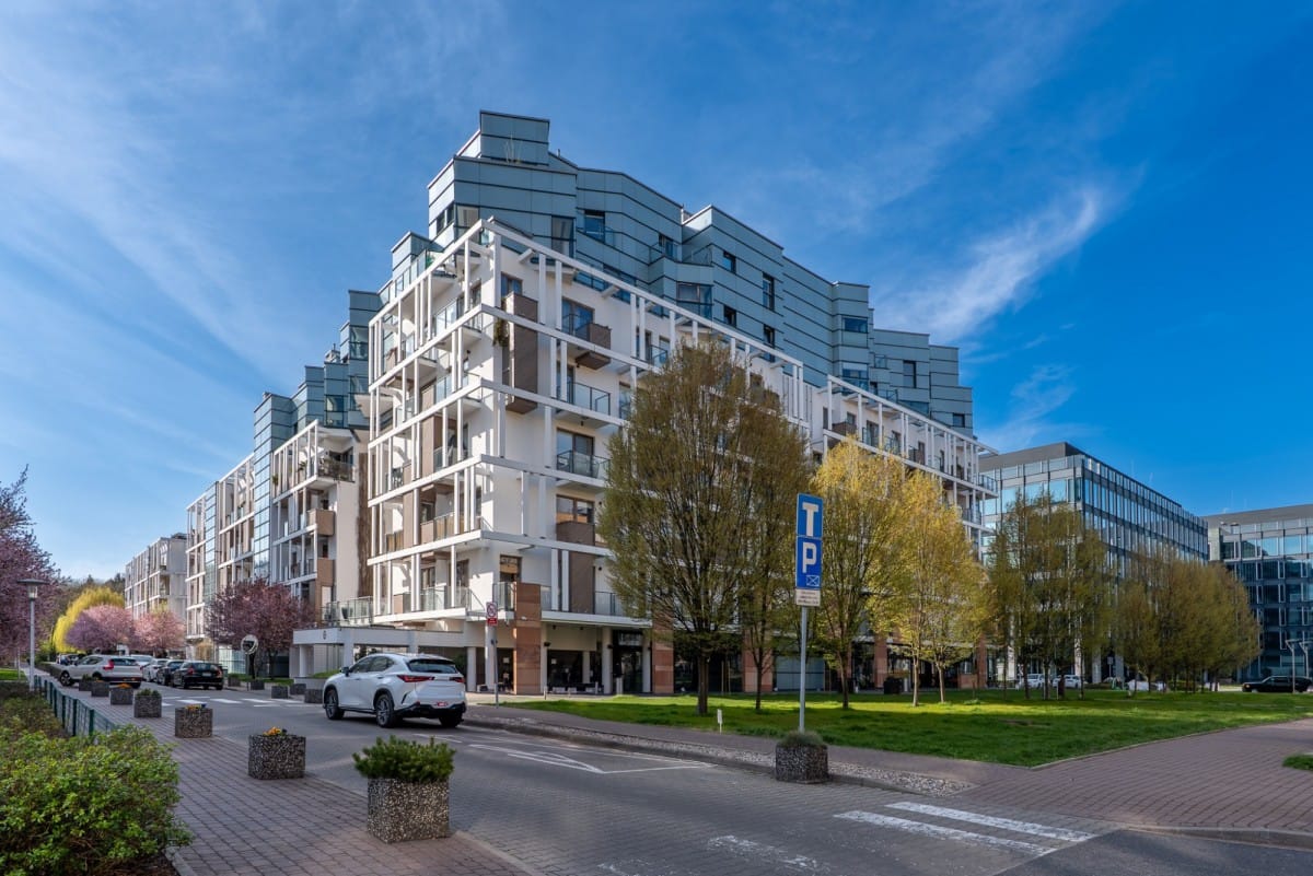 Mieszkanie 4 pokojowe na Sprzedaż