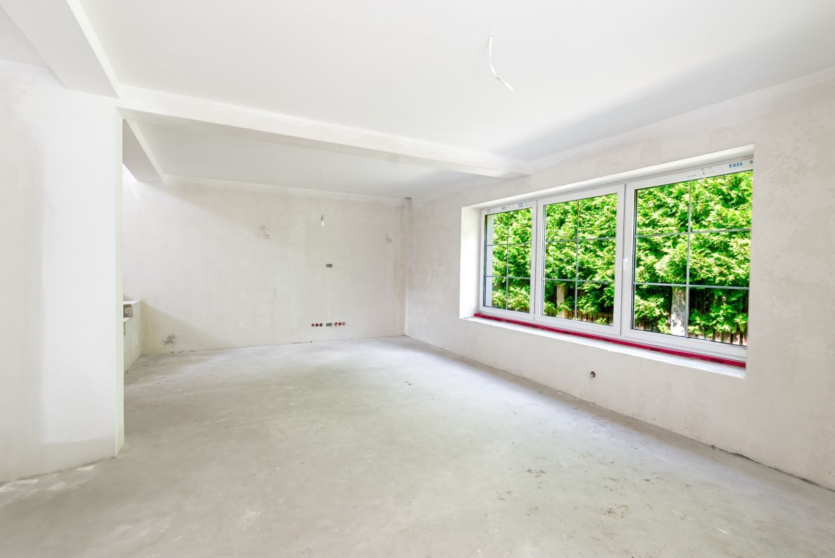 Dom 5 pokojowe na Sprzedaż