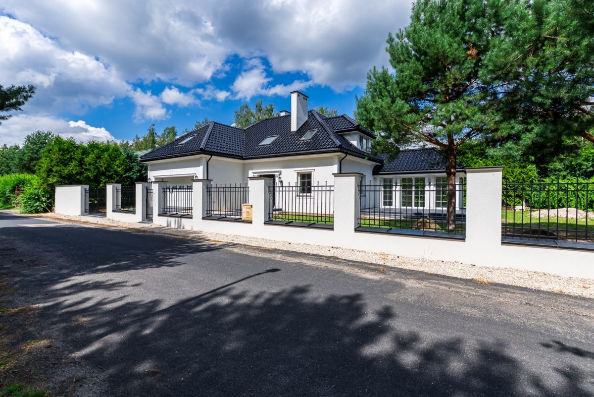 Dom 5 pokojowe na Sprzedaż