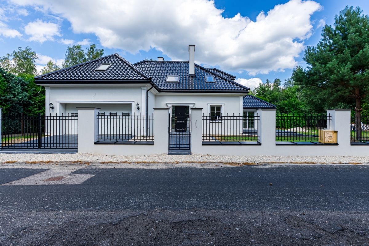 Dom 5 pokojowe na Sprzedaż