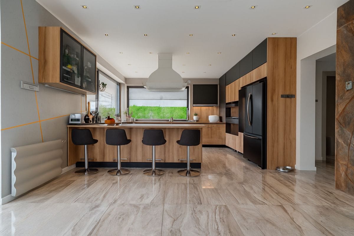 Dom 5 pokojowe na Sprzedaż