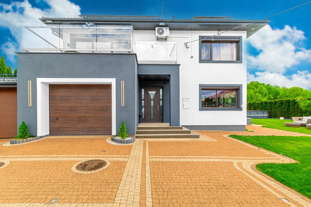 Dom 5 pokojowe na Sprzedaż