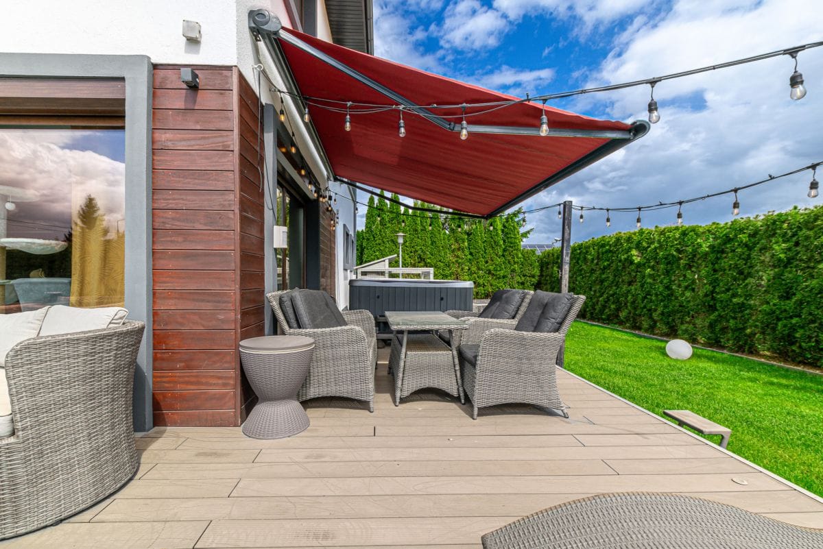 Dom 5 pokojowe na Sprzedaż