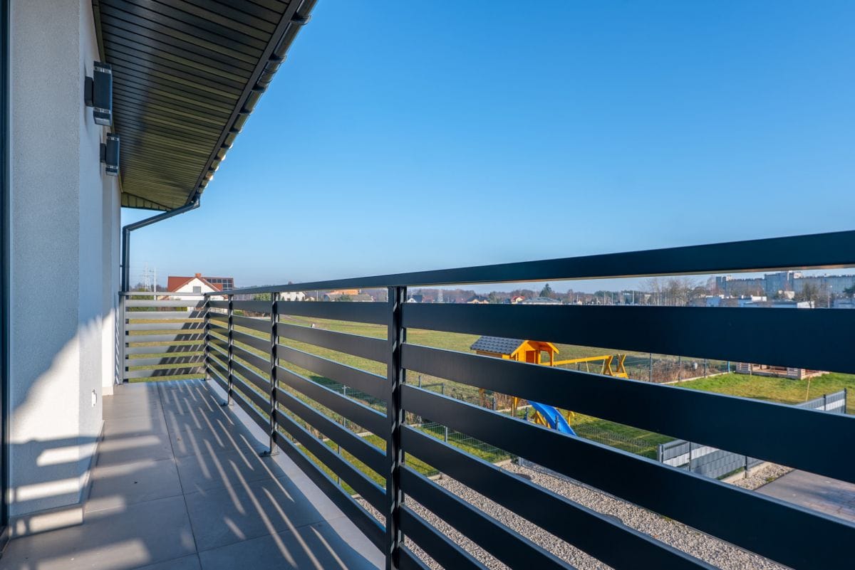 Dom 4 pokojowe na Sprzedaż