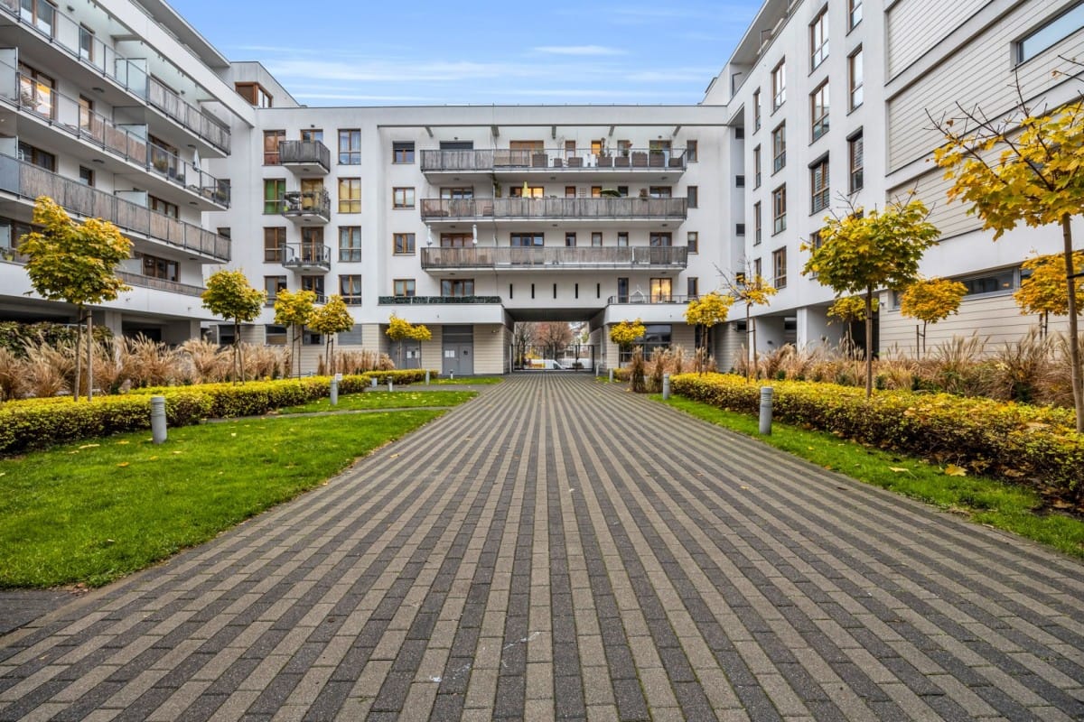 Mieszkanie 3 pokojowe na Sprzedaż