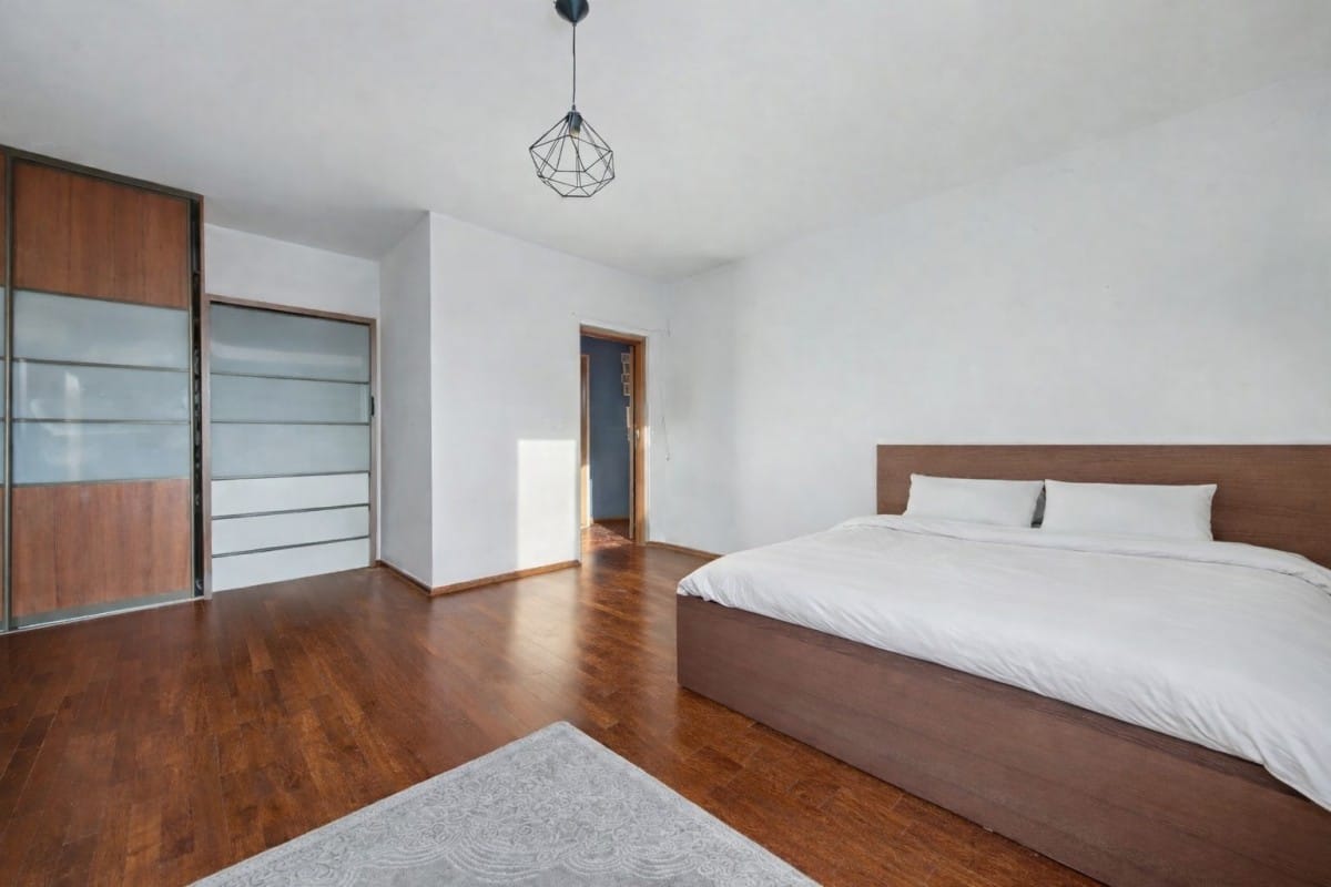 Dom 8 pokojowe na Sprzedaż