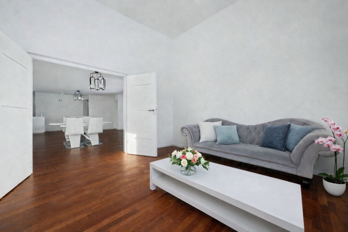 Dom 8 pokojowe na Sprzedaż