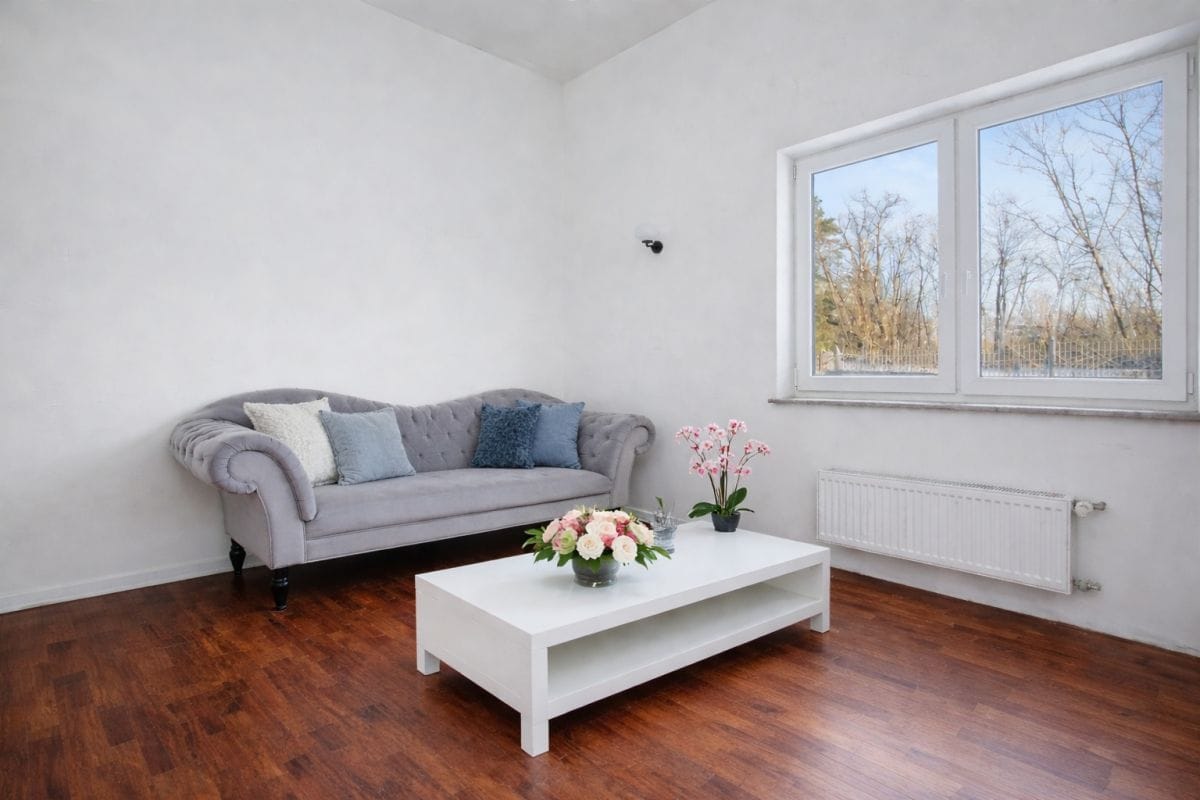 Dom 8 pokojowe na Sprzedaż