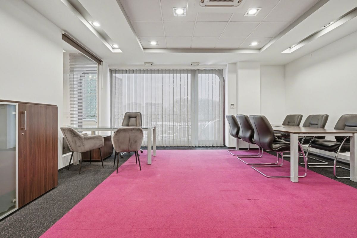 Lokal użytkowy  pokojowe na Sprzedaż