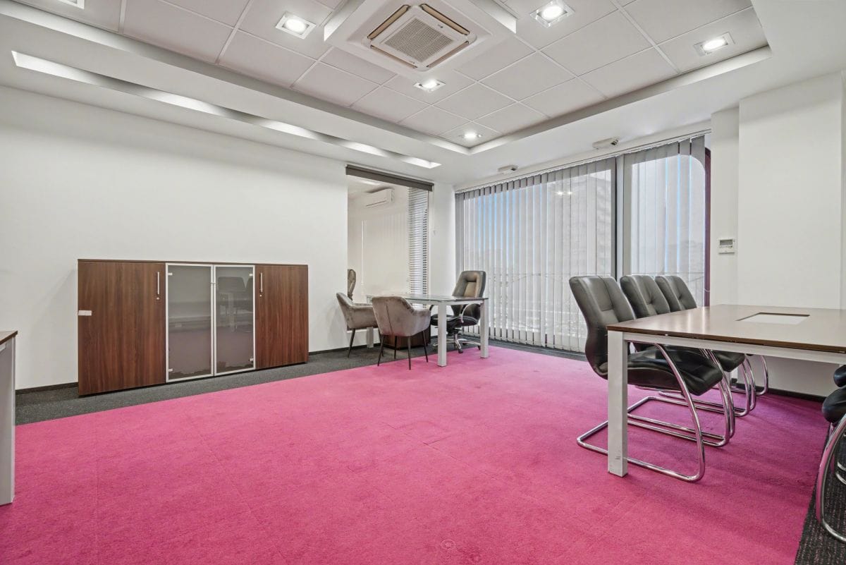 Lokal użytkowy  pokojowe na Sprzedaż