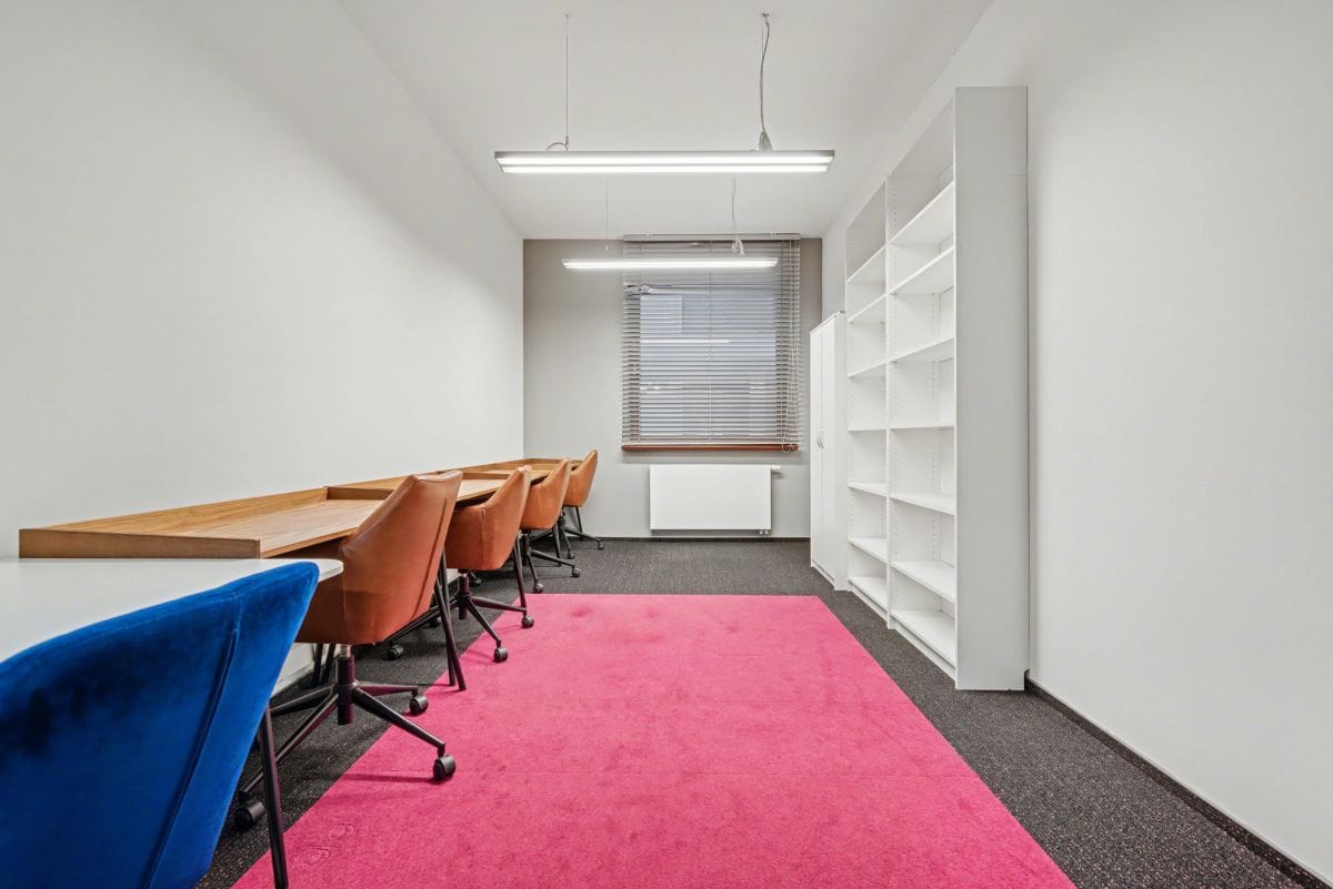 Lokal użytkowy  pokojowe na Sprzedaż