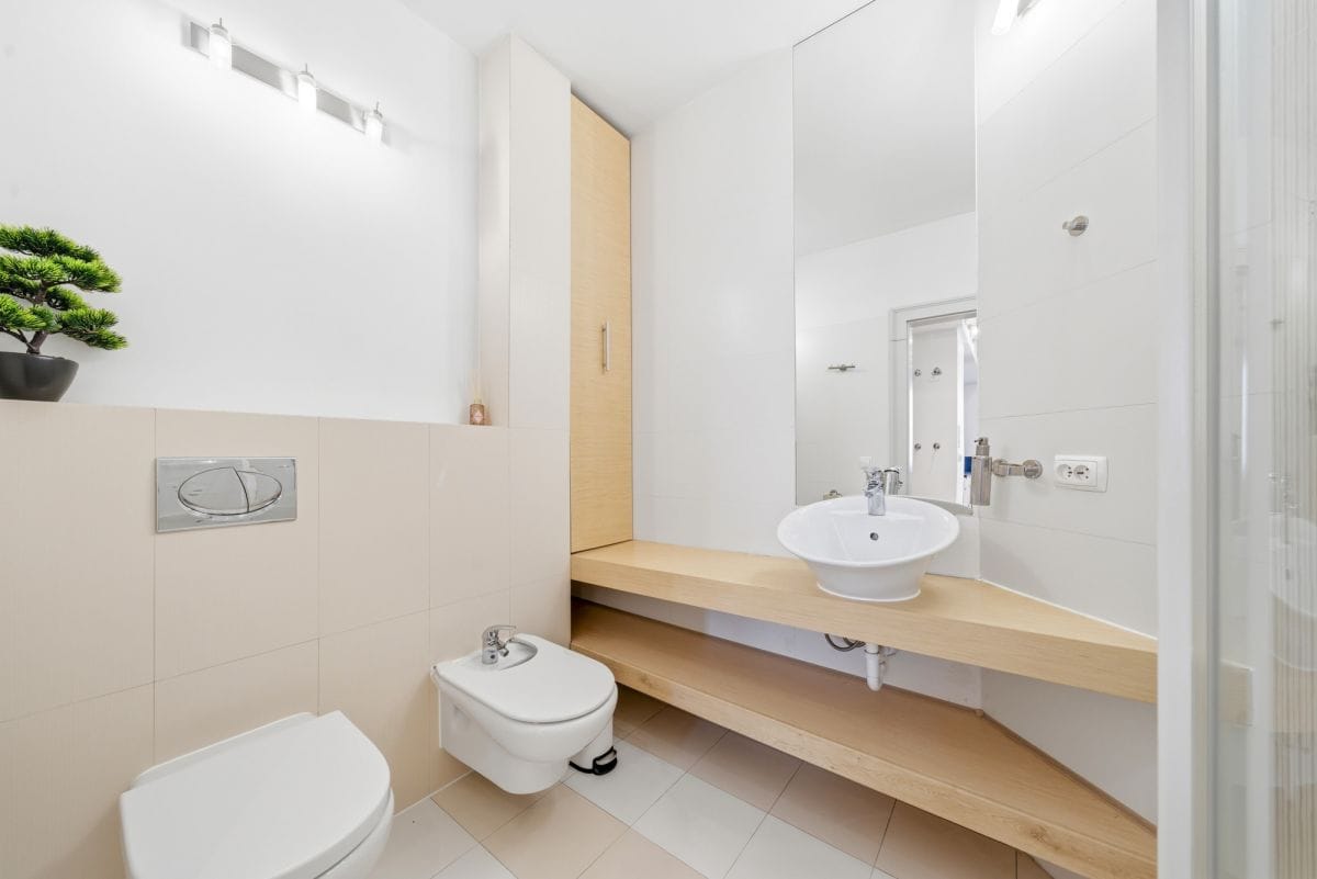 Mieszkanie 4 pokojowe na Sprzedaż