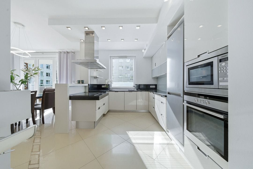 Mieszkanie 4 pokojowe na Sprzedaż