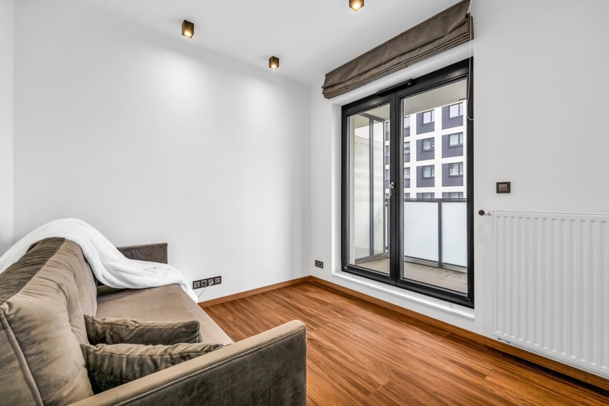 Mieszkanie 4 pokojowe na Sprzedaż