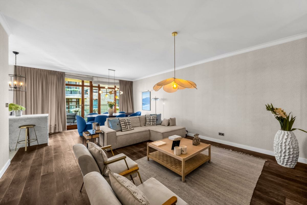 Mieszkanie 4 pokojowe na Sprzedaż