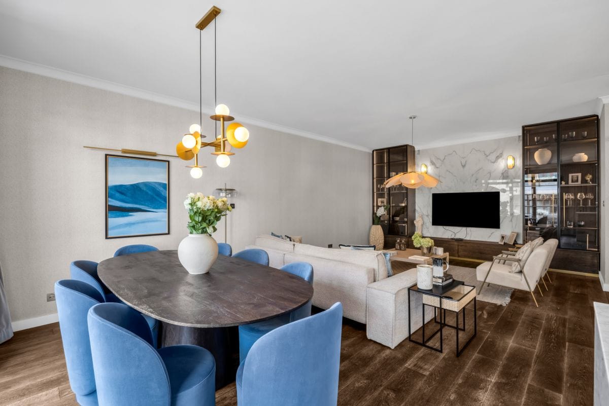 Mieszkanie 4 pokojowe na Sprzedaż