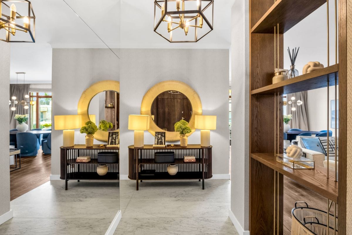 Mieszkanie 4 pokojowe na Sprzedaż