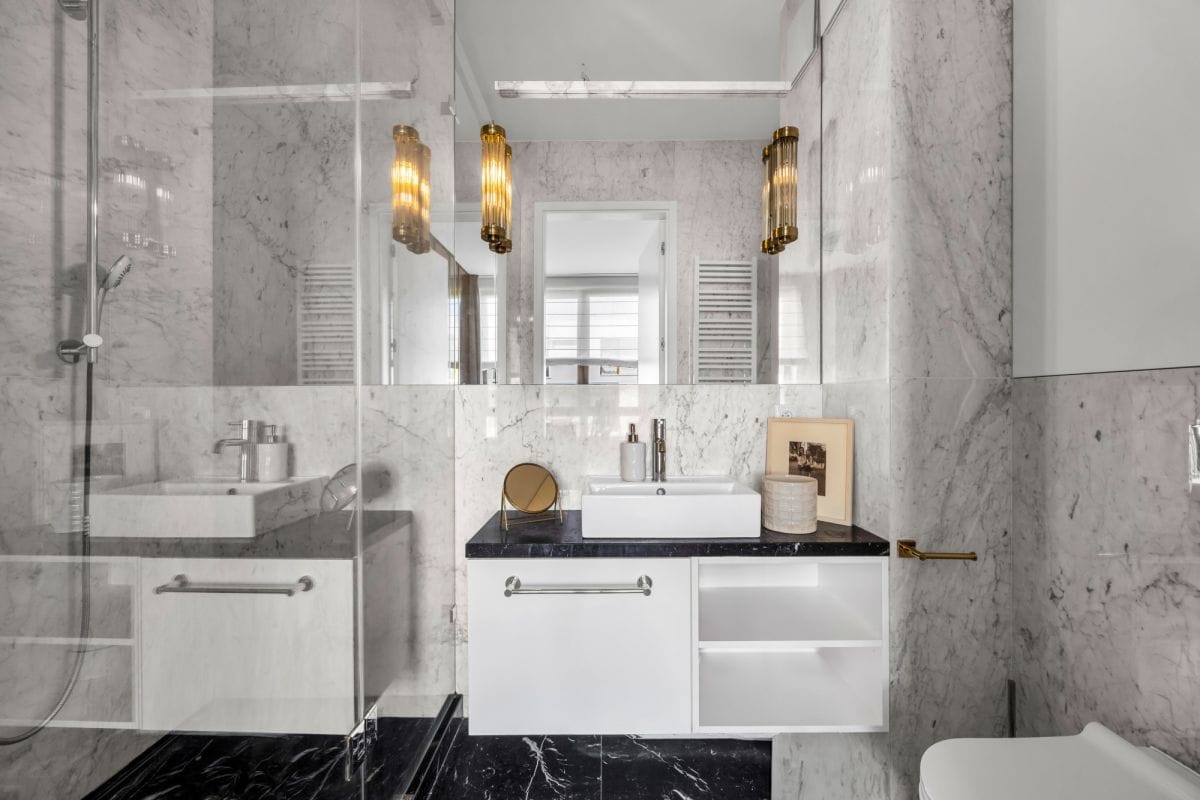 Mieszkanie 4 pokojowe na Sprzedaż