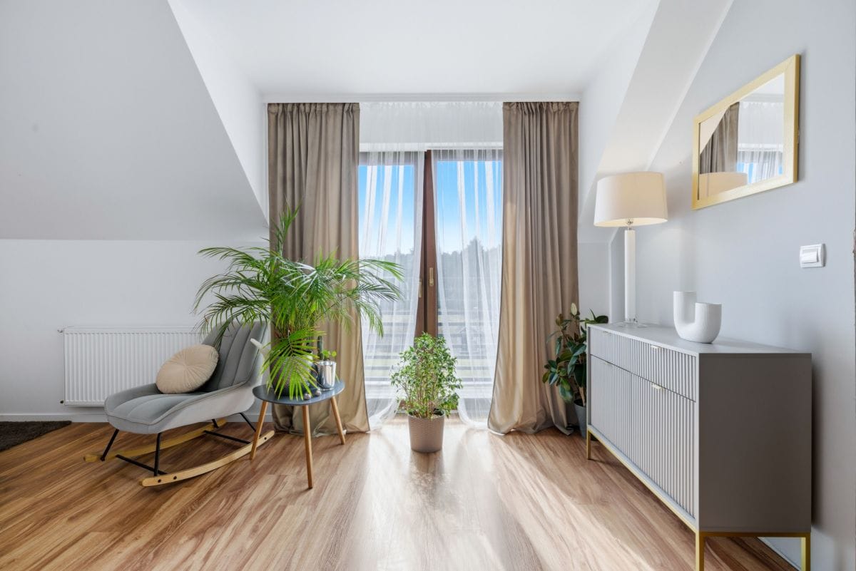 Dom 5 pokojowe na Sprzedaż