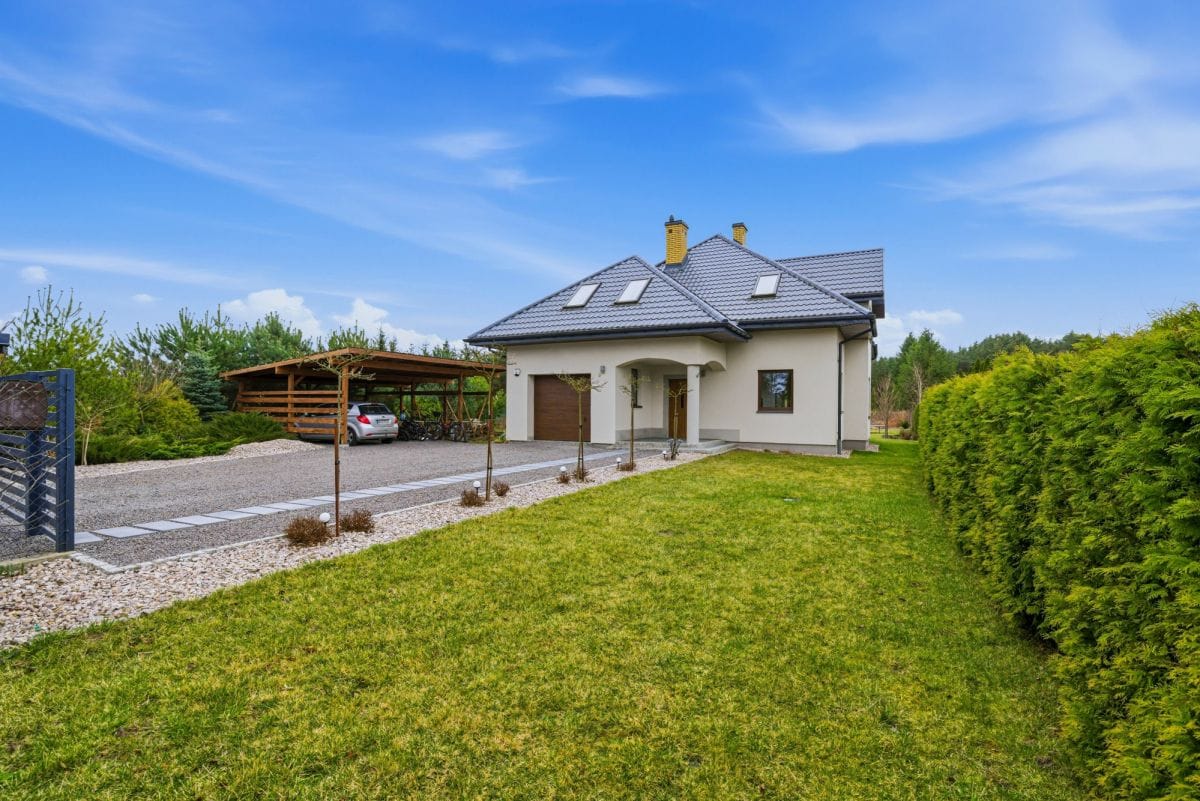 Dom 5 pokojowe na Sprzedaż