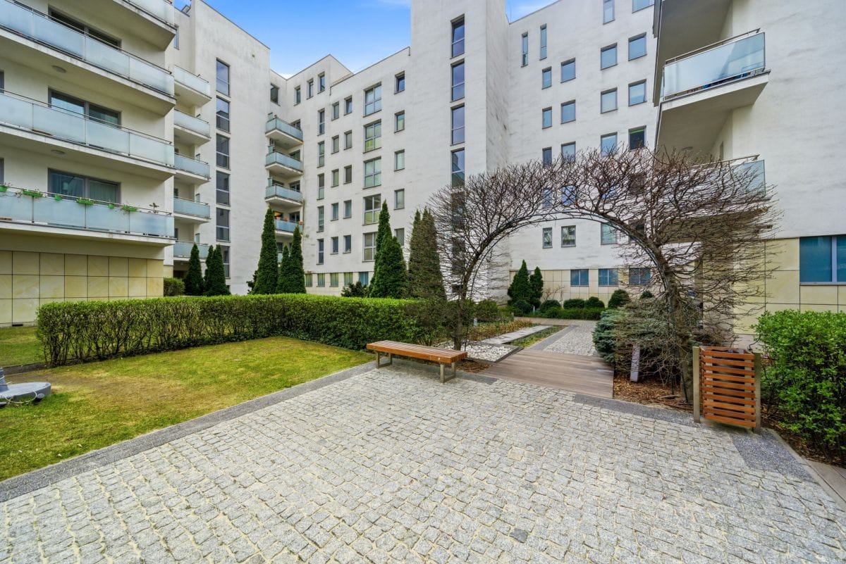 Mieszkanie 1 pokojowe na Sprzedaż