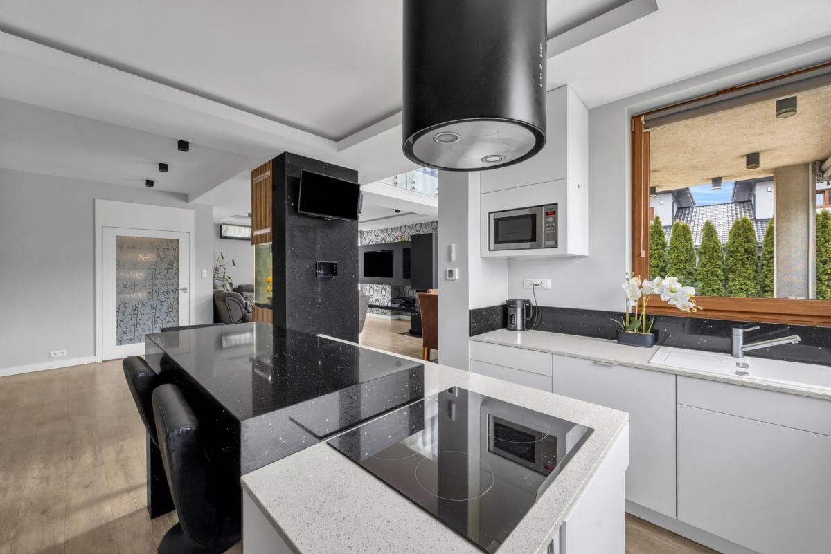 Dom 5 pokojowe na Sprzedaż