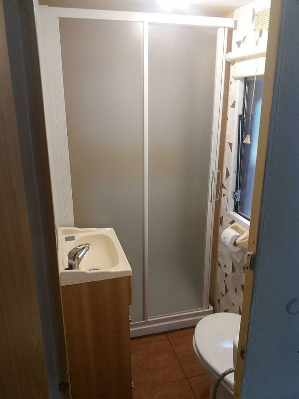 Lokal użytkowy  pokojowe na Sprzedaż