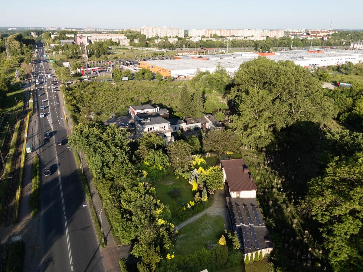 Dom 5 pokojowe na Sprzedaż