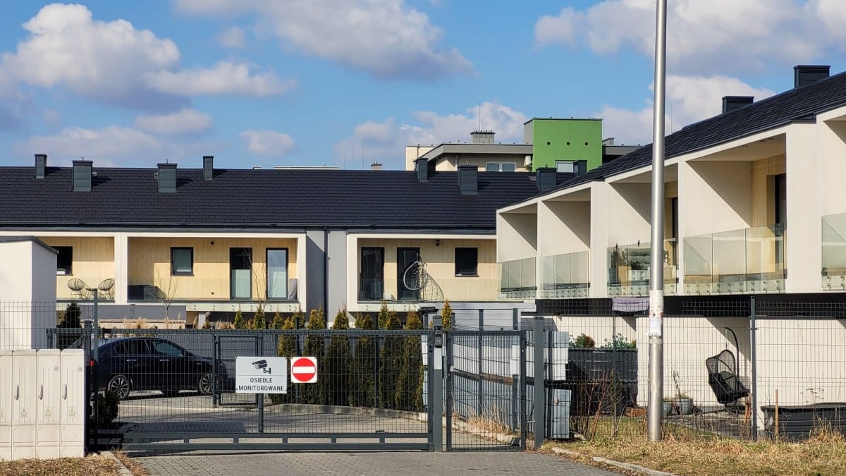 Mieszkanie 4 pokojowe na Sprzedaż