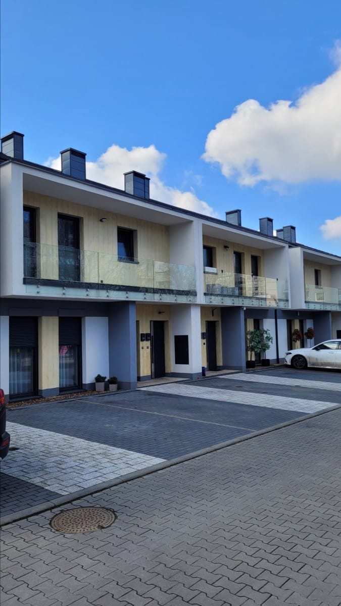 Mieszkanie 4 pokojowe na Sprzedaż