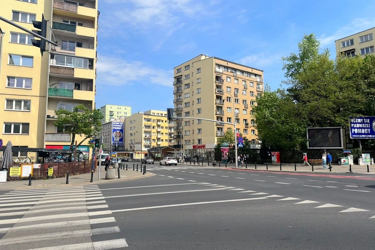 Lokal użytkowy  pokojowe na Sprzedaż