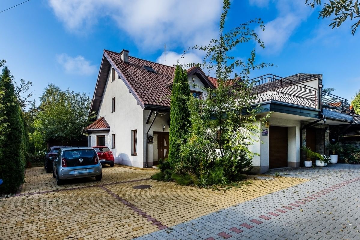 Dom 5 pokojowe na Sprzedaż