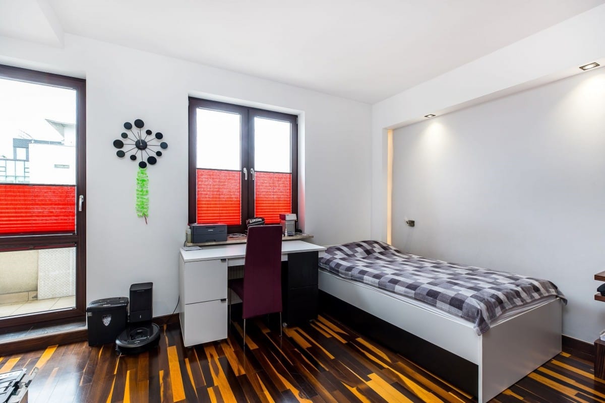 Mieszkanie 4 pokojowe na Sprzedaż