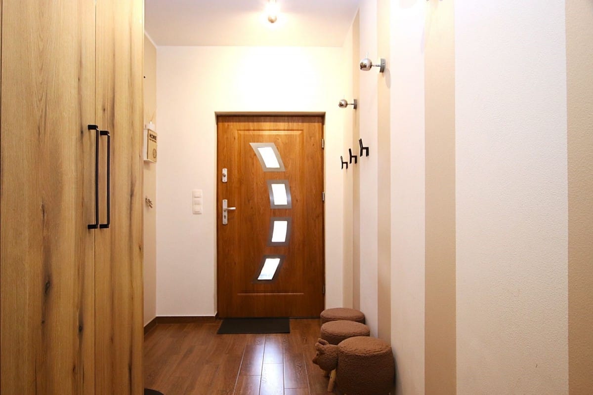 Dom 5 pokojowe na Sprzedaż