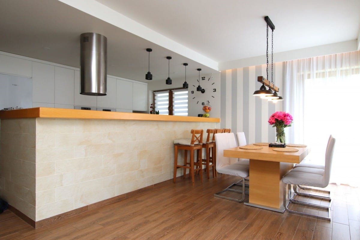 Dom 5 pokojowe na Sprzedaż