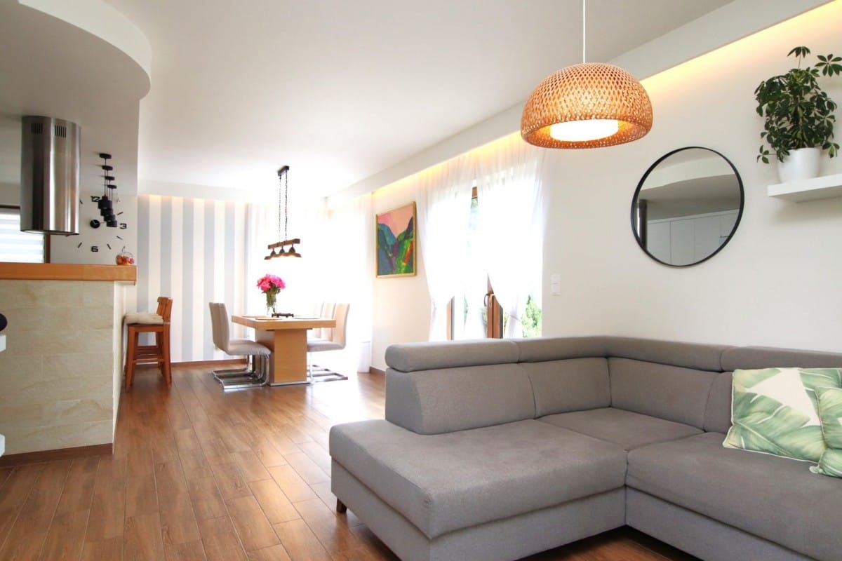 Dom 5 pokojowe na Sprzedaż