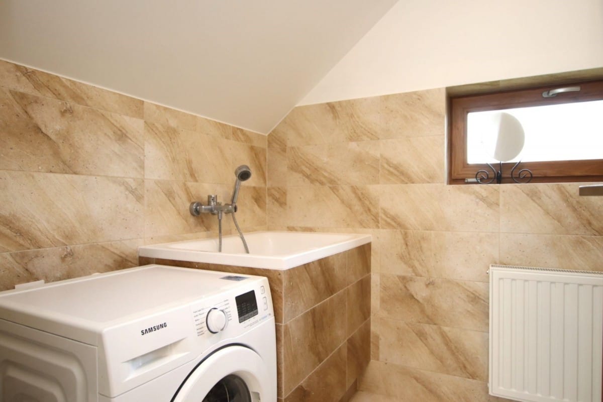 Dom 5 pokojowe na Sprzedaż